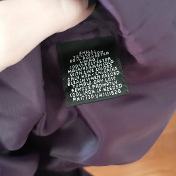 Cap sleeved sheath dress - Picture 3 of 4